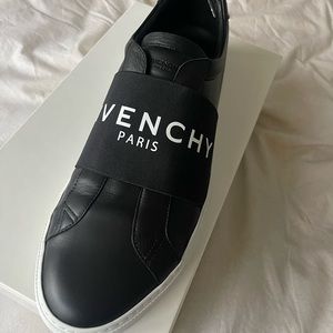 MEN GIVENCHY LOAFERS